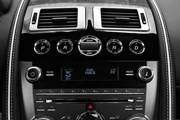 autoradio code Aston Martin gratuit